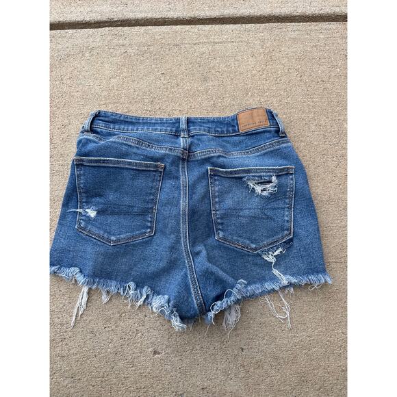 American Eagle Women’s Size 8 Distressed Dark Wash Denim Short Shorts - Picture 5 of 8